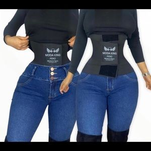hourglass waistband in black, available sizes S M L XL
